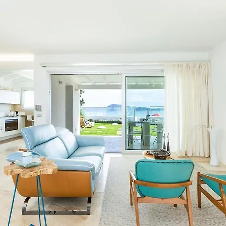 Villa Amar 4, Emma