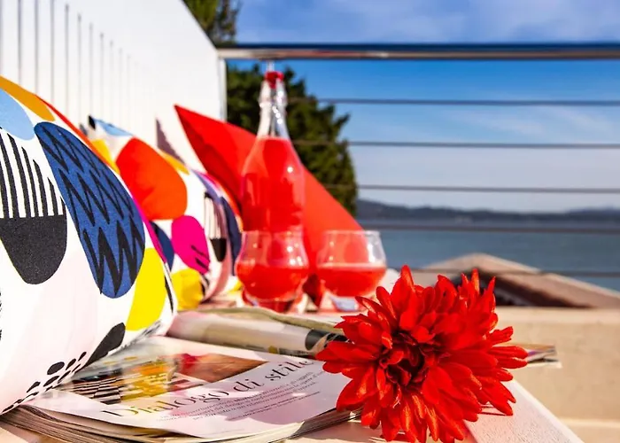 Amar 4, Emma Villa Olbia