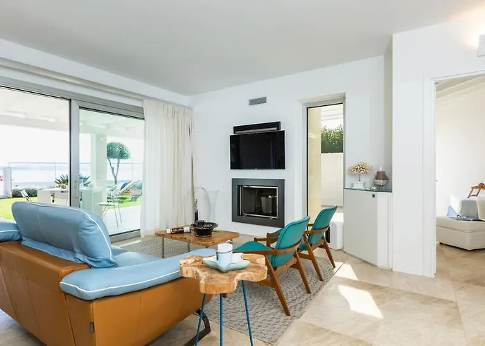 Amar 4, Emma Вілла Ольбія